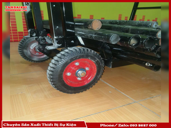 Bán Xe Đẩy Ghế Sự Kiện Chịu Tải Cao Giúp Tiết Kiệm Nhân Lực, Thời Gian, Bảo Vệ Ghế Và Nâng Cao Chuyên Nghiệp. Sản Phẩm Khung Thép Chịu Lực, Bánh Xe Chịu Tải Lớn, Gấp Gọn Tiện Lợi. Tân Đại Khí Cung Cấp Đa Dạng Model, Tư Vấn Nhanh, Lắp Đặt Chuyên Nghiệp Và Bảo Hành Dài Hạn. Liên Hệ Ngay Để Báo Giá!