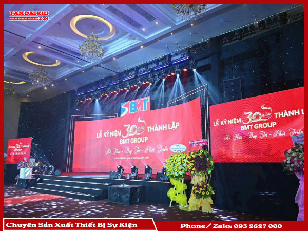 Tân Đại Khí Là Nơi Bán Sân Khấu Hội Trường Chất Lượng Cao, Đảm Bảo An Toàn Và Thẩm Mỹ. Sản Phẩm Được Thiết Kế Bền Bỉ, Dễ Gắn Ráp, Phù Hợp Với Các Quy Mô Lớn Nhỏ. Chúng Tôi Mang Đến Giải Pháp Sân Khấu Hội Trường Đáp Ứng Mọi Nhu Cầu Tổ Chức Sự Kiện Chuyên Nghiệp.
